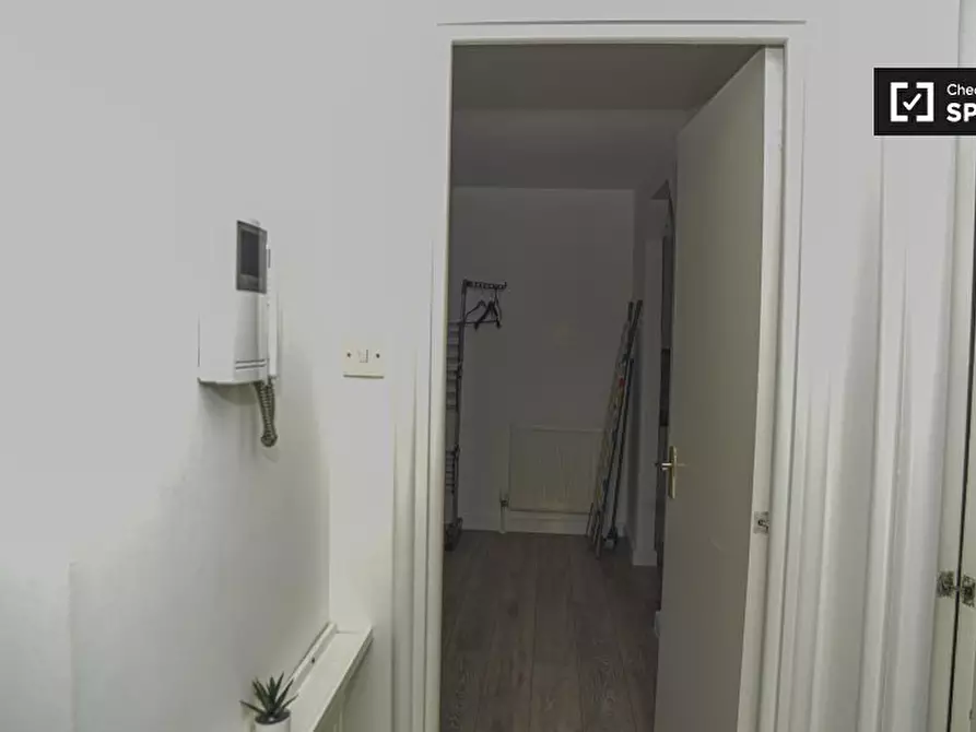 Immagine 3 di Appartamento in affitto  in Cape Yard a Poplar