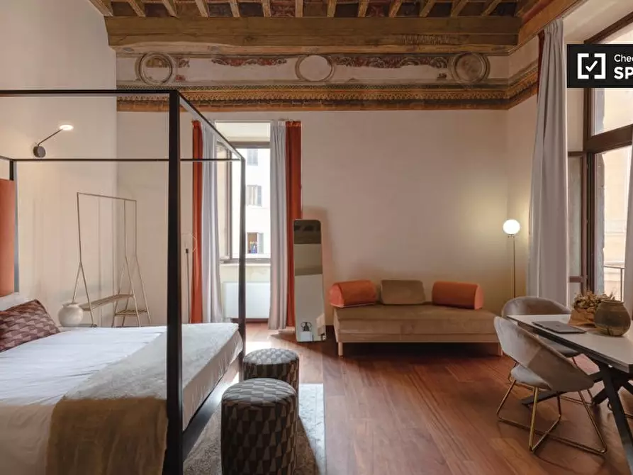 Immagine 4 di Ufficio in affitto  in Via del Collegio Capranica a Roma