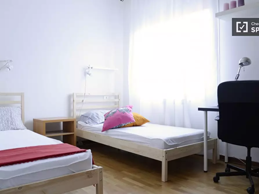 Immagine 8 di Camera condivisa in affitto  in Via dell'Innovazione a Milano
