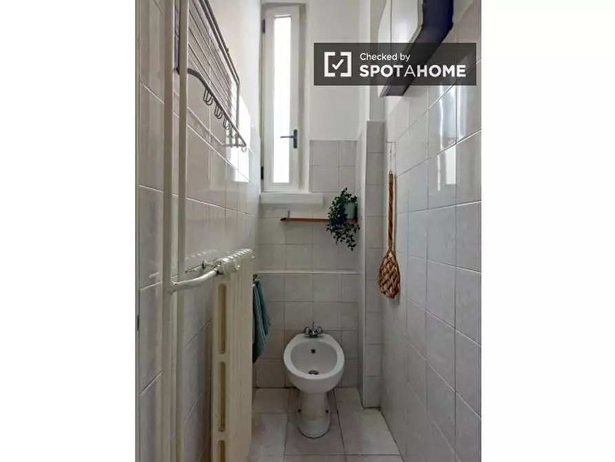 Immagine 14 di Ufficio in affitto  in Viale Famagosta a Milano