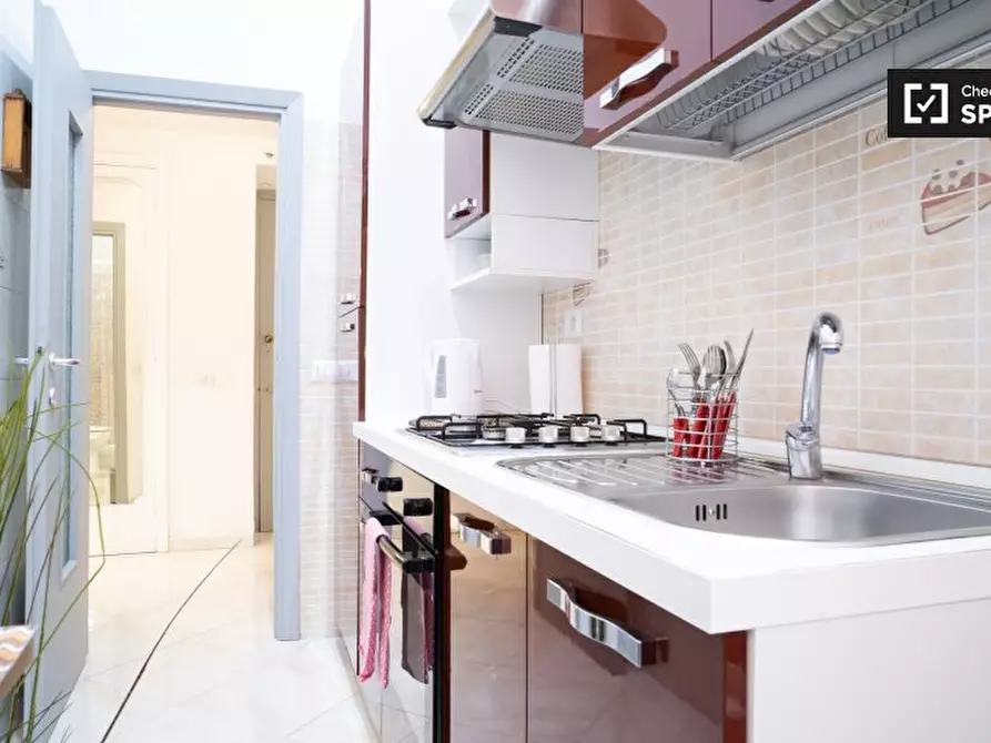 Immagine 3 di Appartamento in affitto  in Via Petrarca a Roma