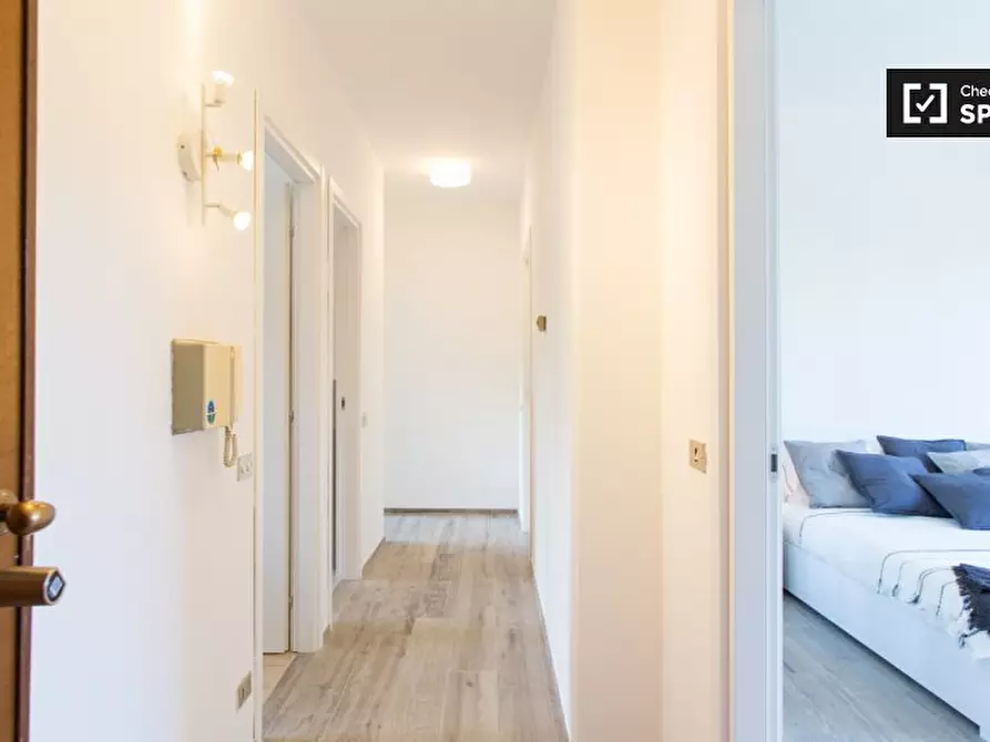 Immagine 9 di Camera condivisa in affitto  in Via Toce a Milano