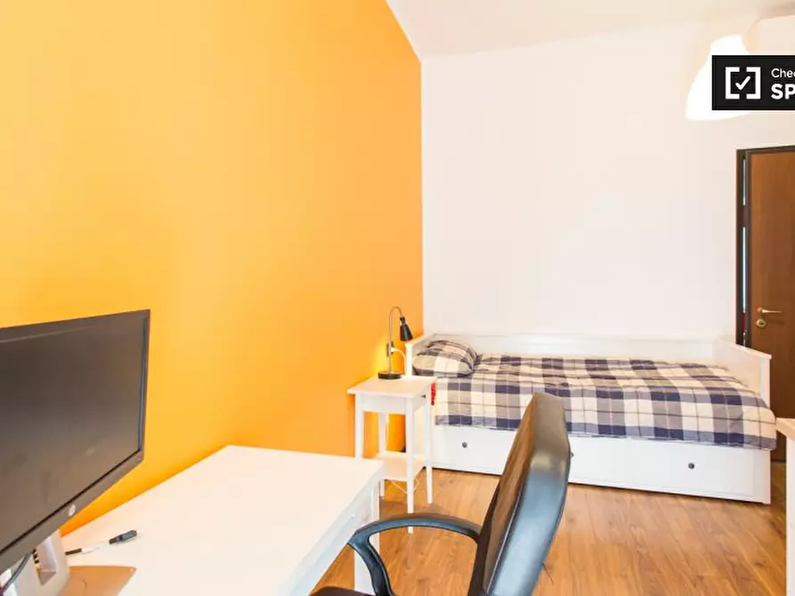 Immagine 8 di Ufficio in affitto  in Via Gavirate a Milano