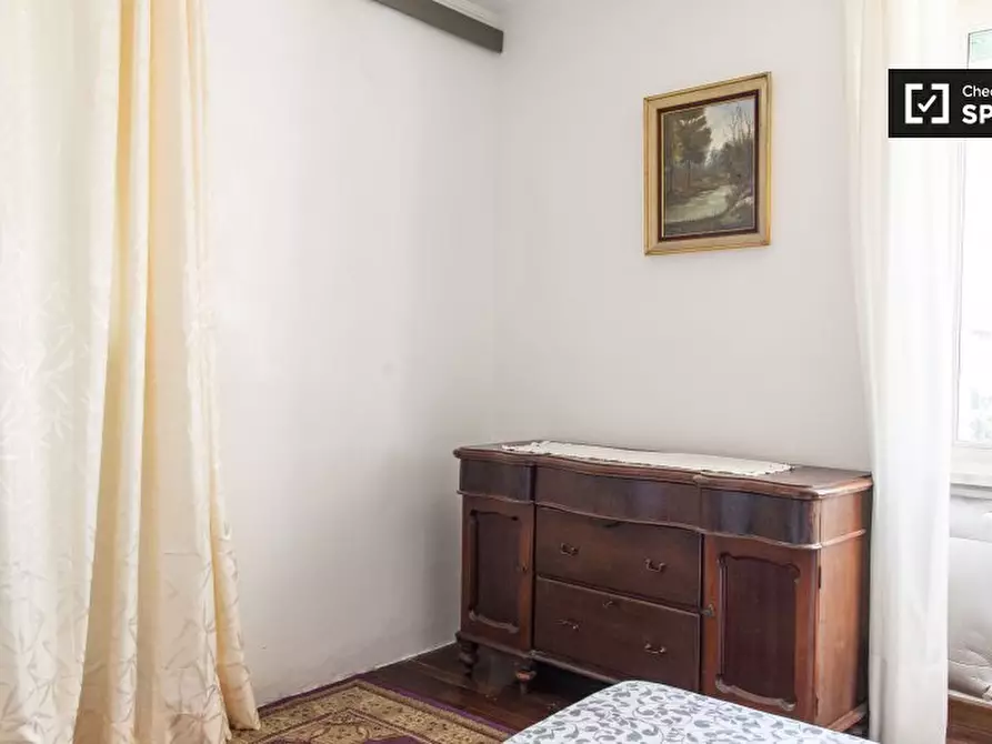 Immagine 4 di Camera condivisa in affitto  in Largo Giuseppe Veratti, 00146 Roma RM, Italy a Roma