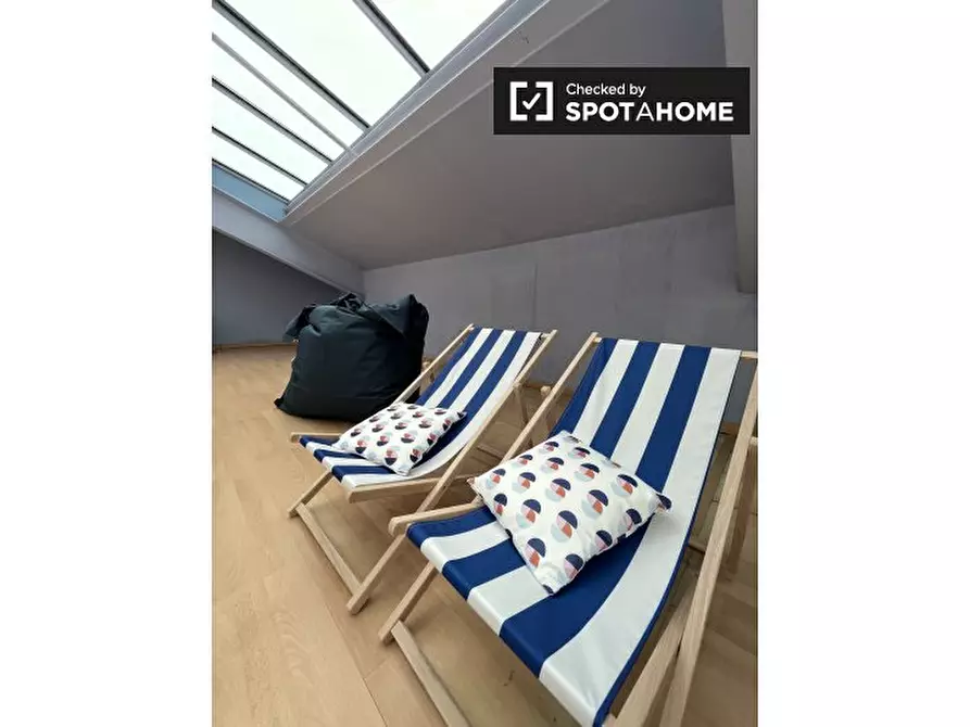 Immagine 15 di Camera condivisa in affitto  in Via Anton Giulio Barrili a Milano