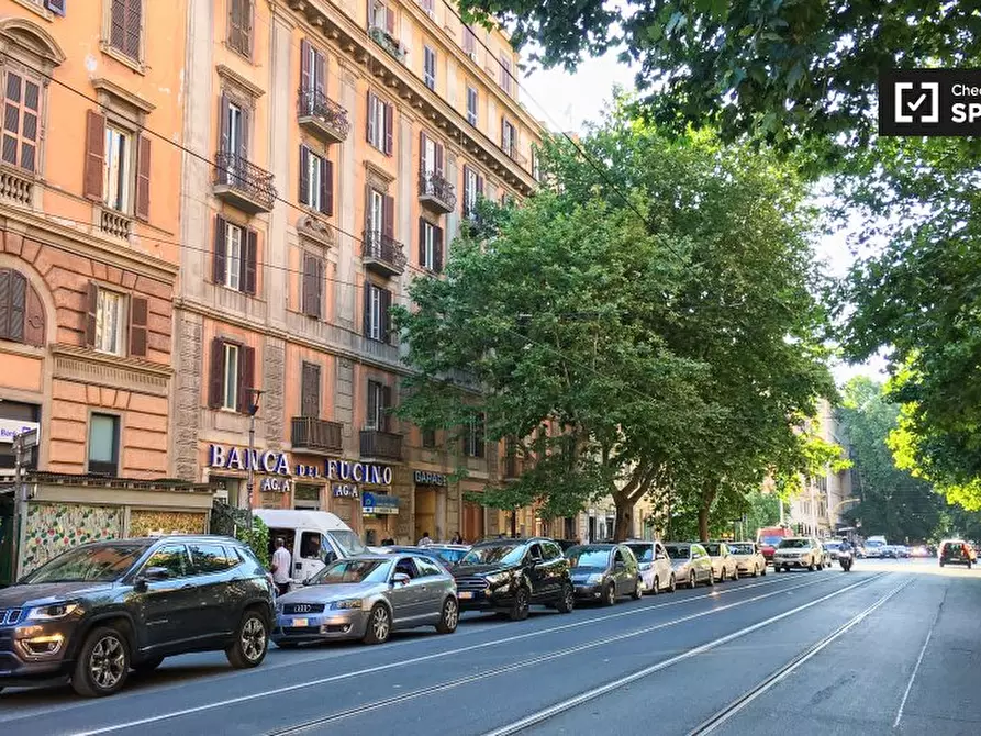 Immagine 18 di Appartamento in affitto  in Viale Regina Margherita, 217 a Roma