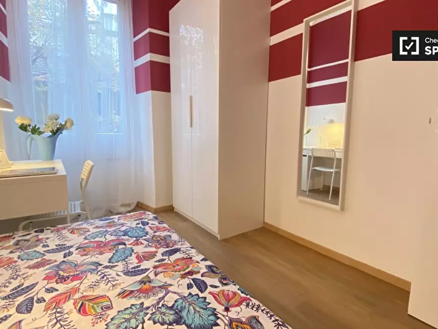 Immagine 4 di Camera condivisa in affitto  in P.za XXV Aprile a Milano