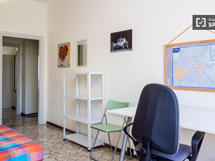 Immagine 5 di Camera condivisa in affitto  in Via Andrea Doria a Milano