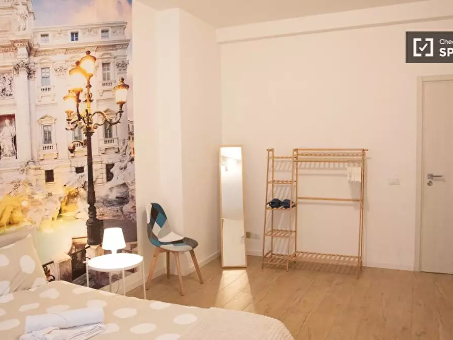 Immagine 4 di Camera condivisa in affitto  in Via Giovan Battista Gandino a Roma