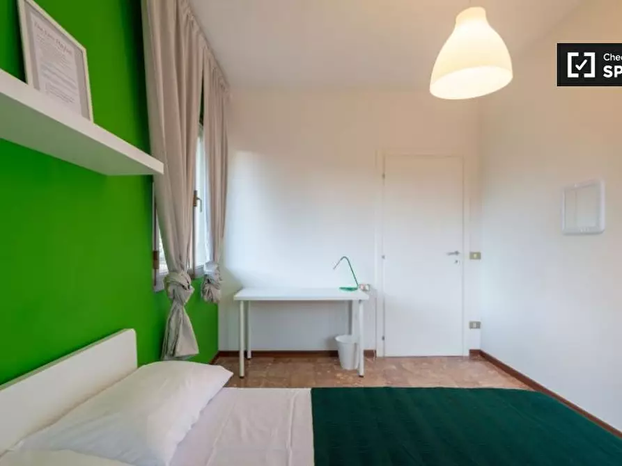 Immagine 4 di Camera condivisa in affitto  in Piazza Augusto Conti a Firenze