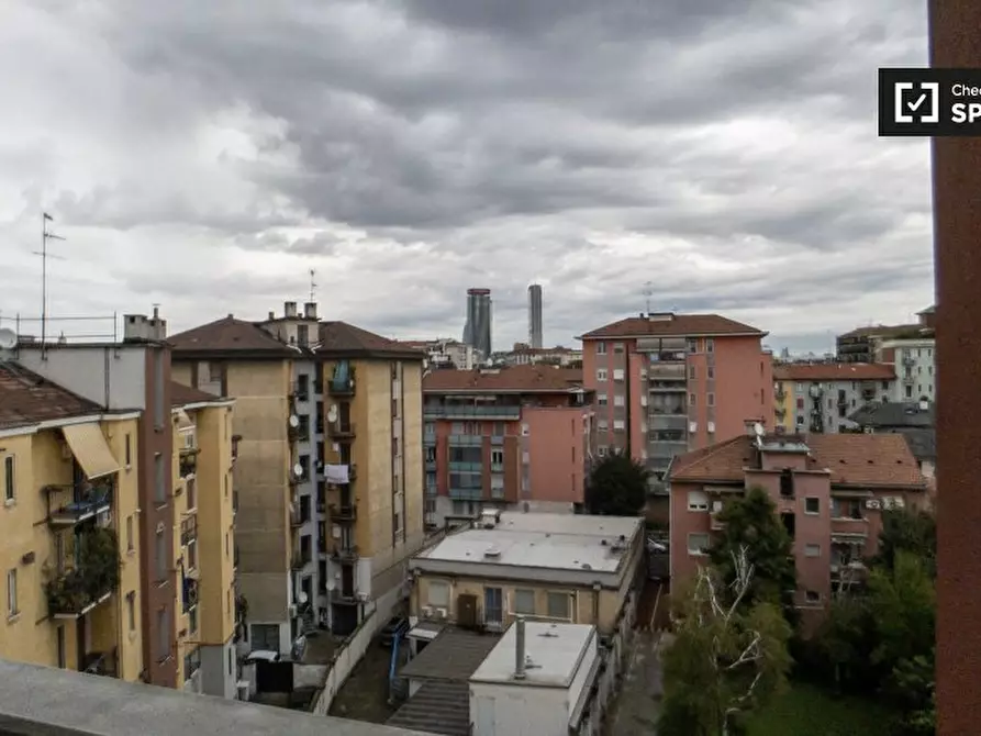 Immagine 16 di Camera condivisa in affitto  in Via Saverio Altamura a Milano