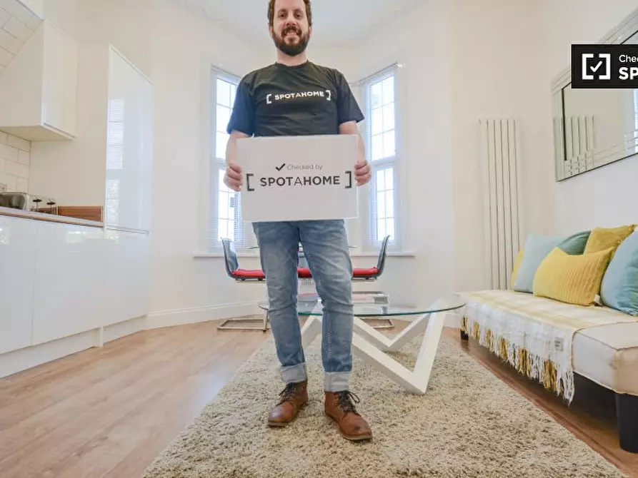 Immagine 12 di Appartamento in affitto  in Portway, London a Stratford