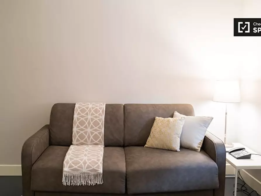 Immagine 8 di Appartamento in affitto  in Via Irnerio a Bologna