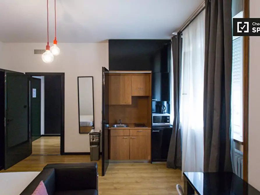 Immagine 6 di Ufficio in affitto  in Via Vincenzo Monti a Milano