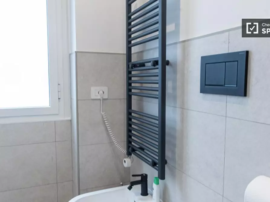 Immagine 14 di Camera condivisa in affitto  in Via Innocenzo XI a Roma