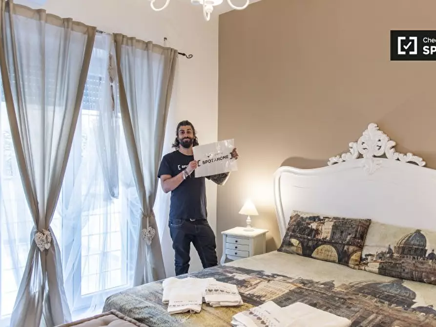 Immagine 15 di Appartamento in affitto  in Via Emilio Albertario a Roma