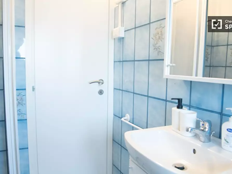 Immagine 7 di Appartamento in affitto  in Via Curzio Rufo a Roma