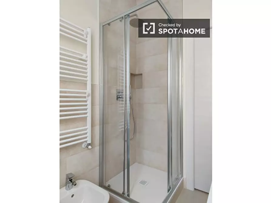 Immagine 9 di Camera condivisa in affitto  in Via degli Orti a Pero