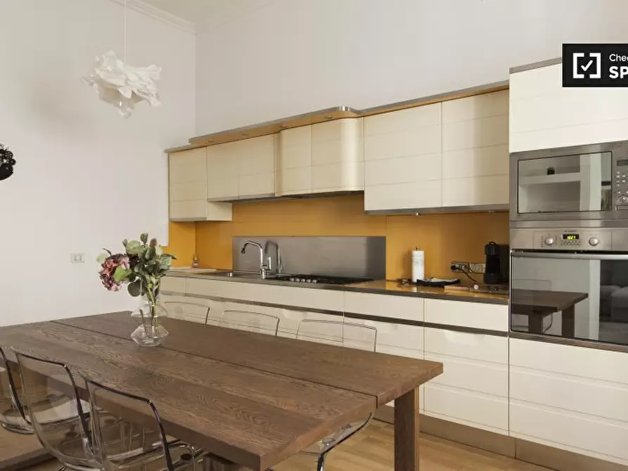 Immagine 7 di Appartamento in affitto  in Via dei Piatti a Milano