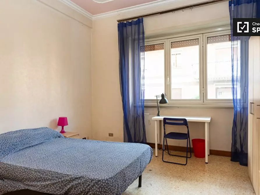 Immagine 7 di Camera condivisa in affitto  in Via Bisentina, 00139 Roma RM, Italy a Roma