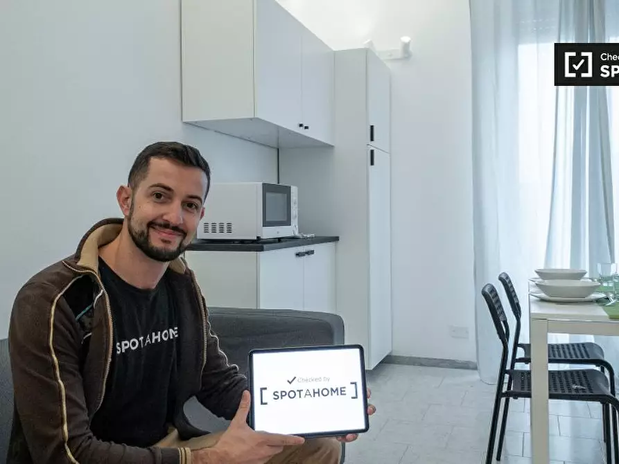 Immagine 18 di Camera condivisa in affitto  in Via Ruggero Leoncavallo a Milano