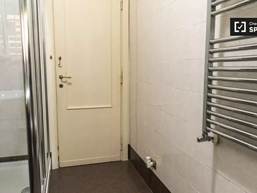 Immagine 7 di Camera condivisa in affitto  in Via di Torrevecchia a Roma