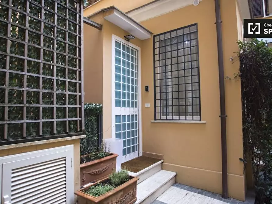 Immagine 19 di Appartamento in affitto  in Via Capo d'Africa, 00184 Roma RM, Italy a Roma