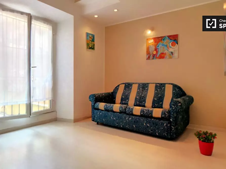 Immagine 2 di Appartamento in affitto  in Via Lecco, 20124 Milano MI, Italy a Milano