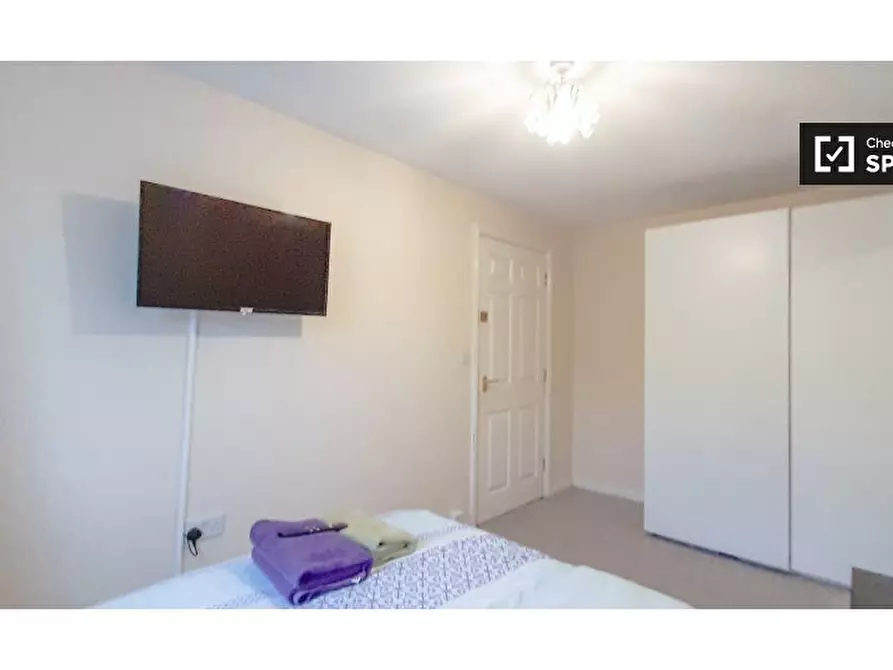 Immagine 8 di Appartamento in affitto  in Hill View Dr a Eltham