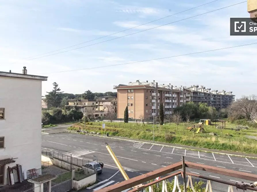 Immagine 9 di Camera condivisa in affitto  in Via Coggiola a Roma