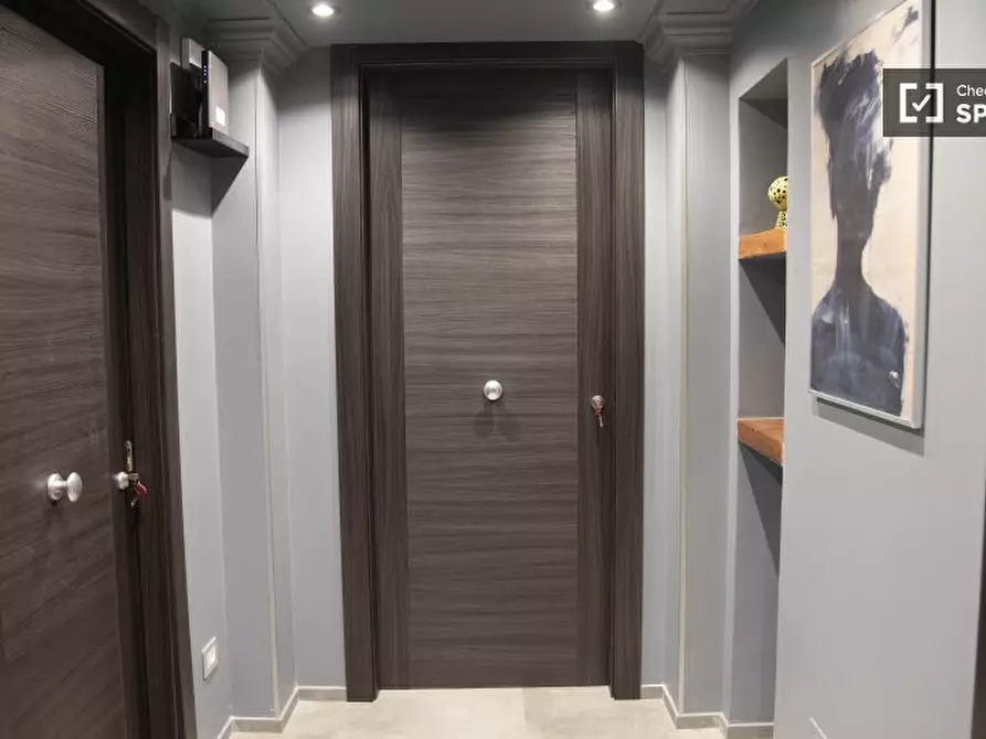 Immagine 13 di Appartamento in affitto  in Via del Forte Braschi a Roma