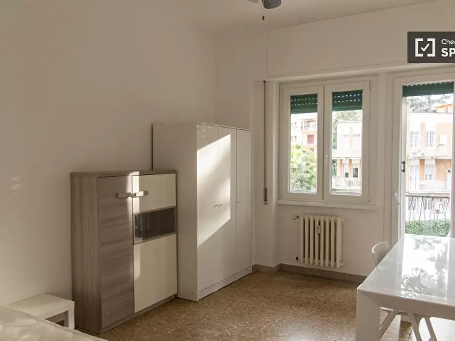 Immagine 15 di Camera condivisa in affitto  in Via Valnerina a Roma