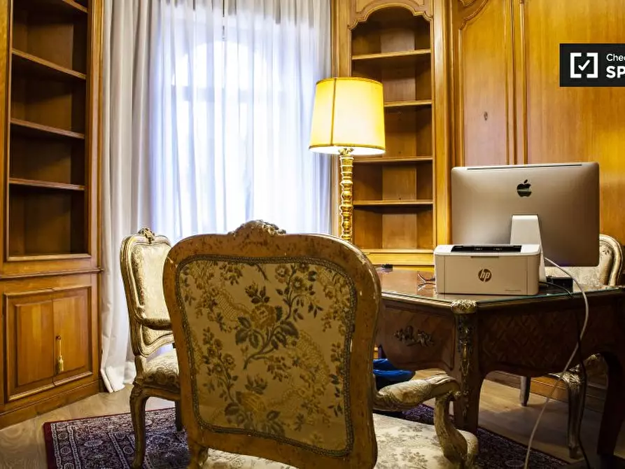 Immagine 10 di Appartamento in affitto  in Piazza dell'Oro a Roma