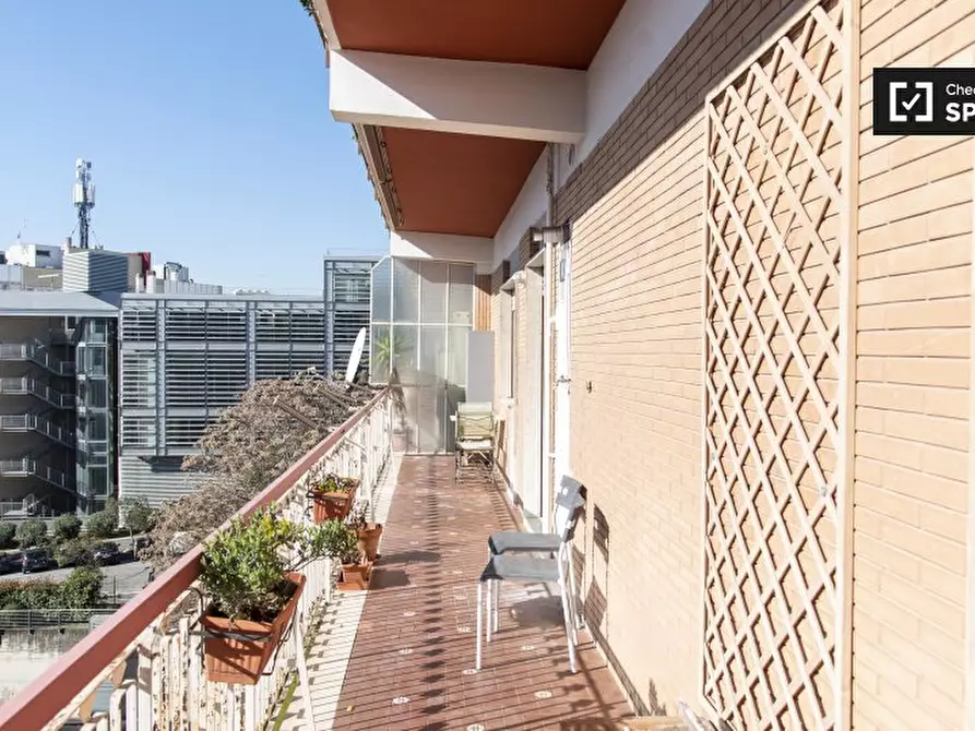 Immagine 13 di Camera condivisa in affitto  in Via Antonino Pio a Roma