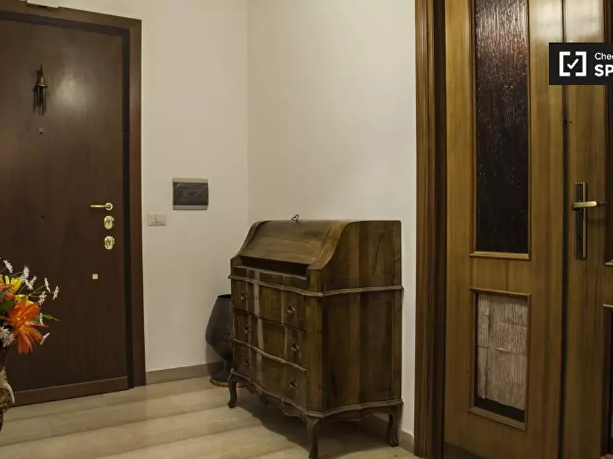 Immagine 15 di Camera condivisa in affitto  in Via Altavilla Irpina a Roma