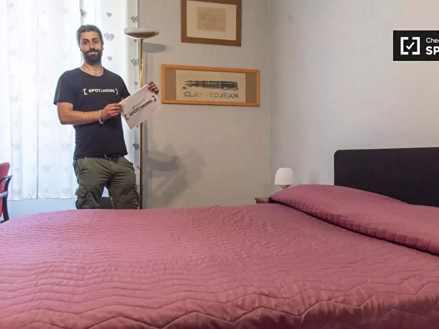 Immagine 19 di Camera condivisa in affitto  in Via Giovanni Paolo Pannini a Roma