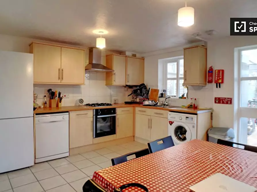 Immagine 12 di Camera condivisa in affitto  in Plough Way a Camberwell