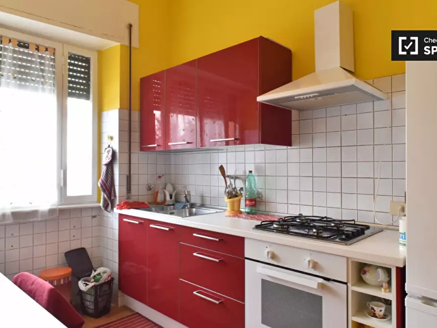 Immagine 7 di Camera condivisa in affitto  in Via Lorenzo Valla a Roma