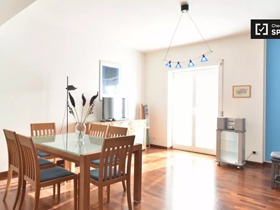 Immagine 9 di Camera condivisa in affitto  in Via Ivanoe Bonomi a Roma