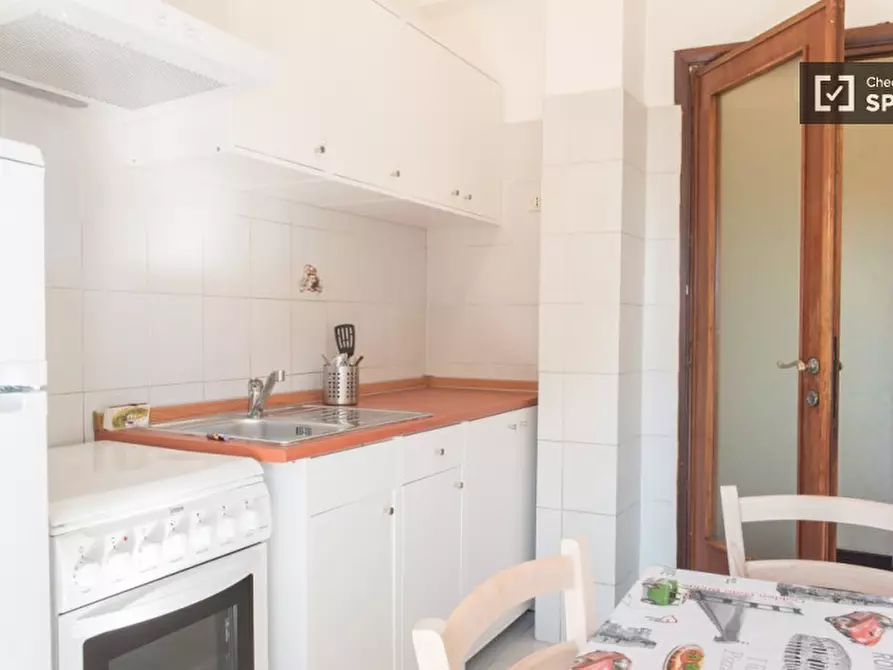 Immagine 5 di Camera condivisa in affitto  in Via Fratelli Poggini a Roma