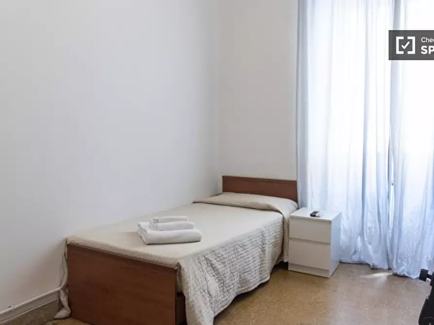 Immagine 1 di Camera condivisa in affitto  in Via Filippo Scolari a Roma