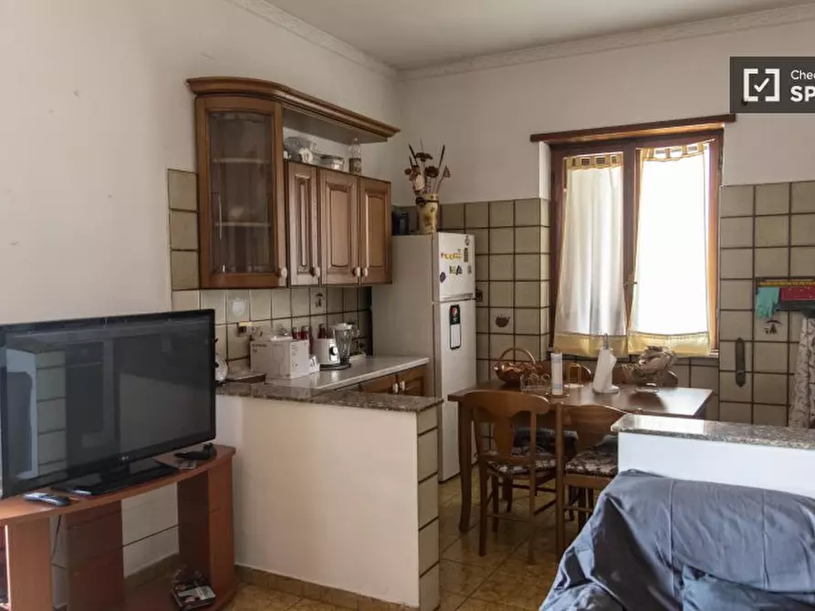 Immagine 5 di Camera condivisa in affitto  in Vicolo delle Lucarie a Roma