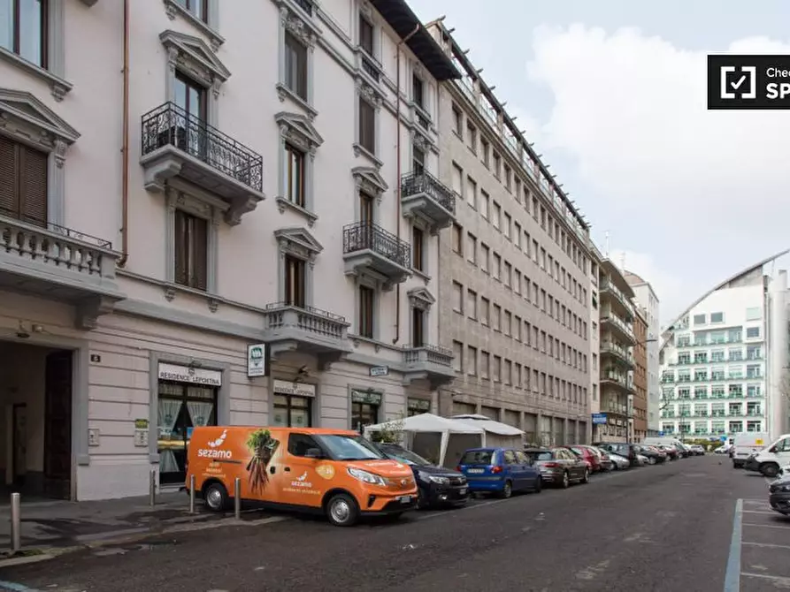 Immagine 11 di Ufficio in affitto  in Via Lepontina a Milano