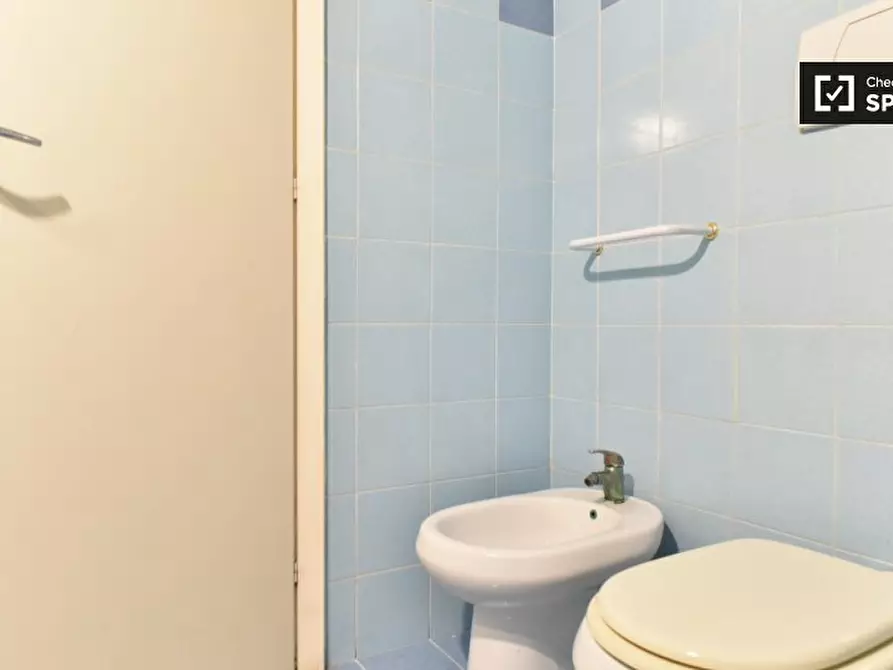 Immagine 19 di Camera condivisa in affitto  in Viale Opita Oppio, 00174 Roma RM, Italy a Roma