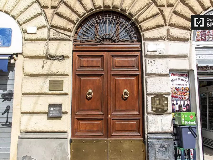 Immagine 12 di Camera condivisa in affitto  in Via Nomentana, 00198 Roma RM, Italy a Roma