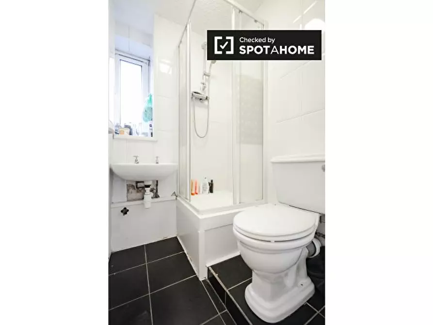Immagine 14 di Camera condivisa in affitto  in Percival St a Islington