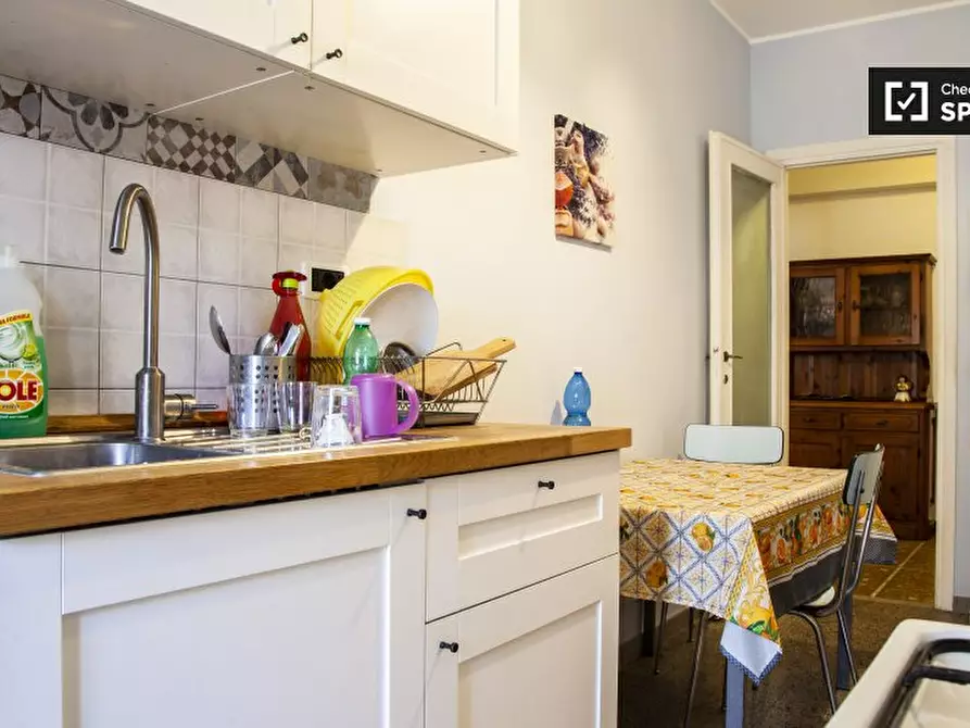 Immagine 5 di Camera condivisa in affitto  in Via Pietro Mengoli a Roma