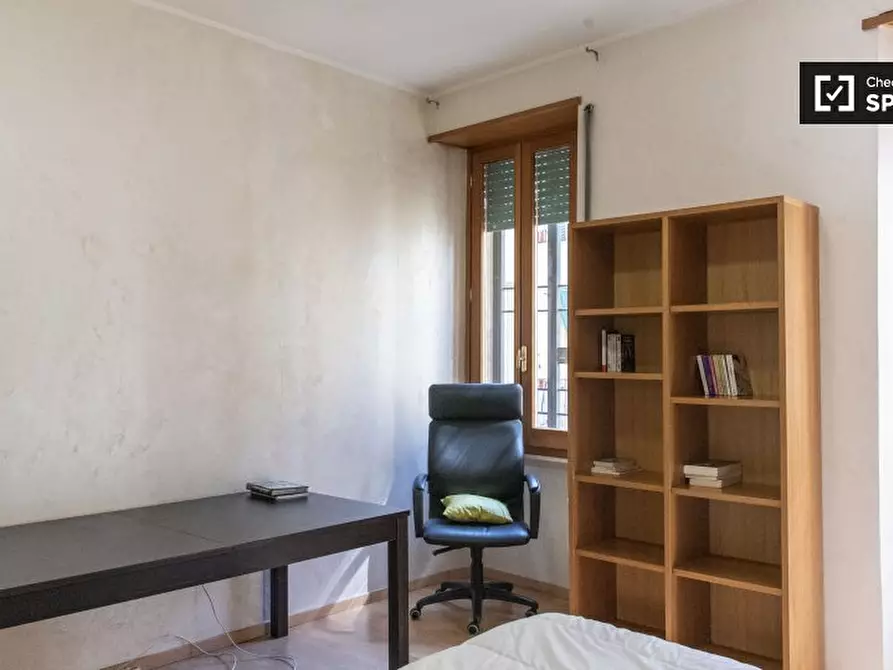 Immagine 2 di Camera condivisa in affitto  in Viale Carso a Roma