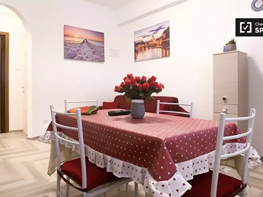 Immagine 4 di Appartamento in affitto  in Viale dei Romagnoli a Roma