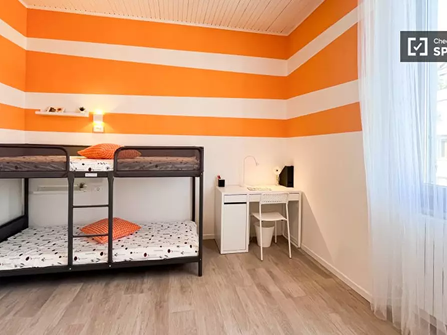 Immagine 14 di Camera condivisa in affitto  in Via Giuseppe Meda a Milano